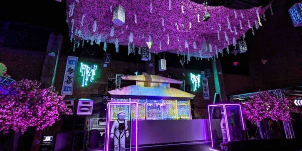 Bespoke-Neon-Temple-Stage-Design-For-Corporate-Event.