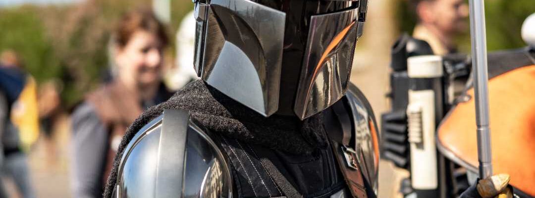 Mandalorian-Character-Available-To-Hire Mandalorian-Character-Available-To-Hire