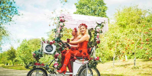 Corporate-Event-Entertainers