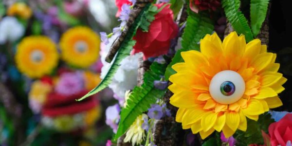 Flower-Tree-Puppets-For-Public-Events