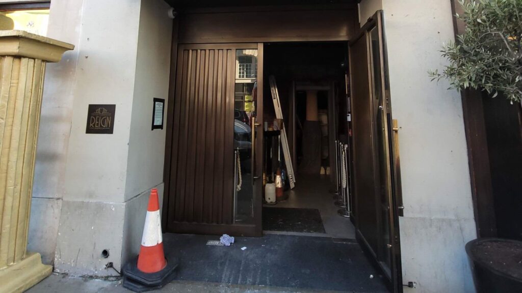 Transforming the entrance of London Reign nightclub.