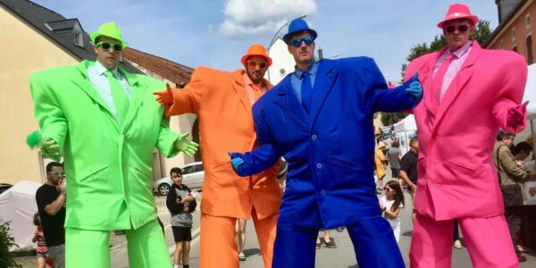 Colourful-Agent-Stilt-Walkers-Outdoor-Events