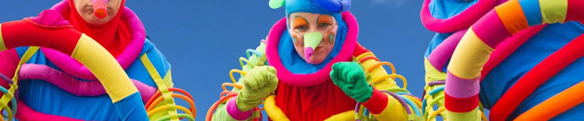 Colourful-Walkabout-Act-Festivals Colourful-Walkabout-Act-Festivals