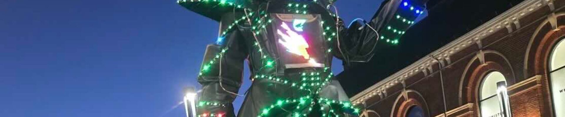 Giant-LED-Glowbot-parades Giant-LED-Glowbot-parades