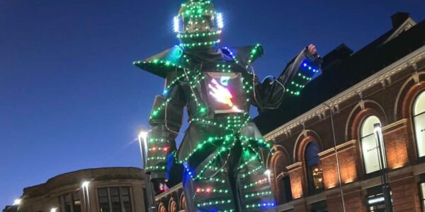 Giant-LED-Glowbot-parades