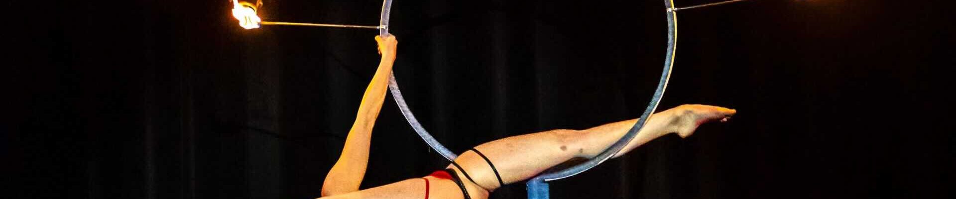 Lollipop-Acrobatic-Show-corporate-event Lollipop-Acrobatic-Show-corporate-event
