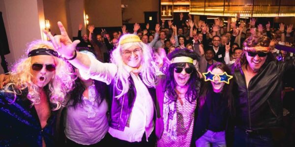 Rock-Band-Team-Building-Band-Crowd