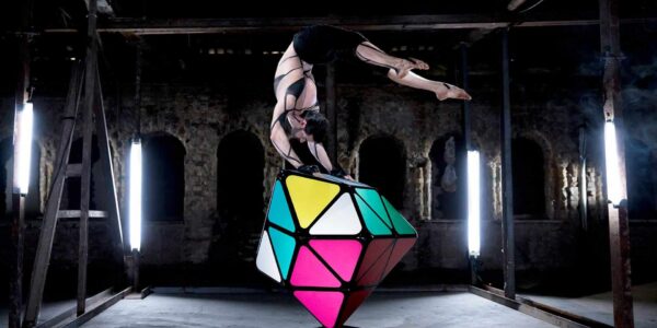 Rubiks-Cube-Acrobatic-Act-Exhibitions