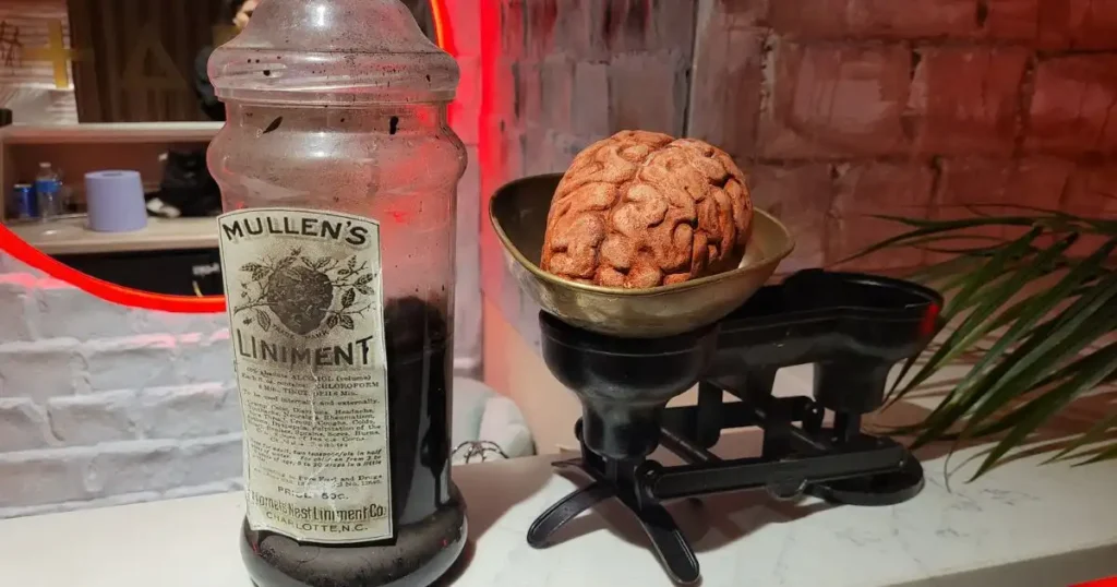 Our Halloween event set dressers sourced authentic props to decorate the bar area in TABU. Using old branded medicine jars, weighing scales and medical props. 