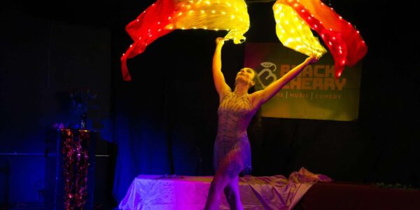 Freestyle-LED-Show-glow-acts