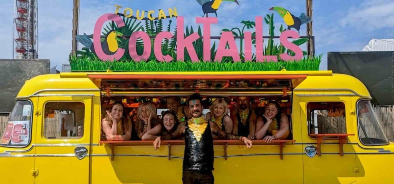 Immersive-Cocktail-Bar-gala-dinners