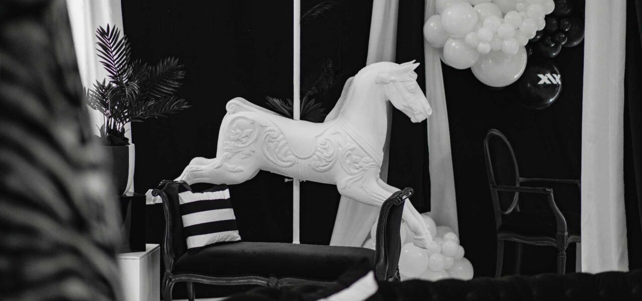 Victorian-Theme-Circus-Props