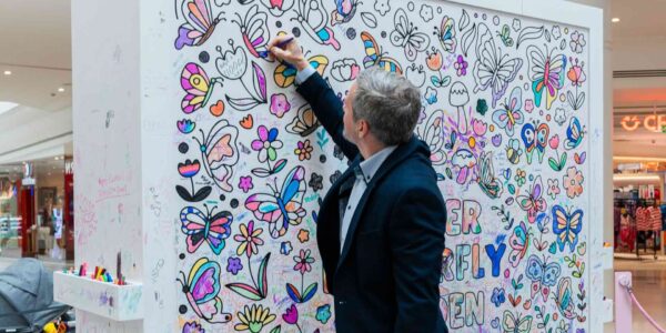 Giant-Colouring-Wall-Corporate-Fun-Days