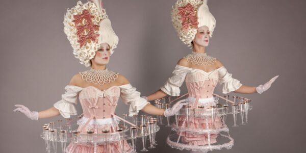 Luxury-Walkabout-Tables-gatsby-themed-events