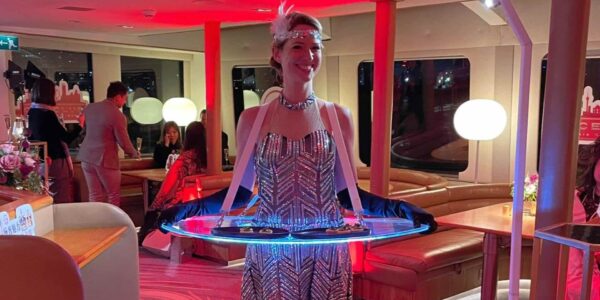 Luxury-Walkabout-Tables-themed-events