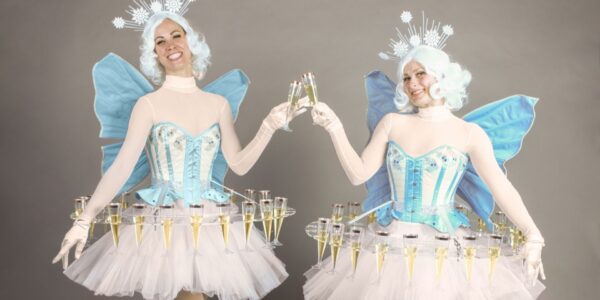 Christmas-Human-Tables-champagne-servers