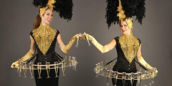Luxury-Walkabout-Tables-1920s-Themed-Events