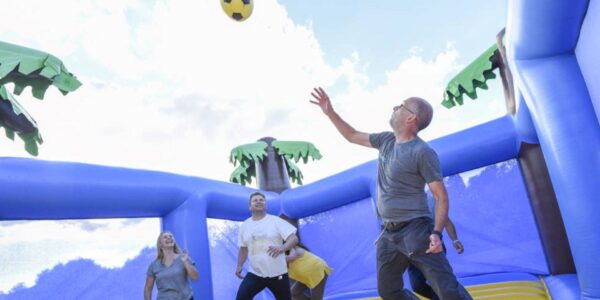 Boucy-Castle-Volley-Ball-Olympics-Team-Building