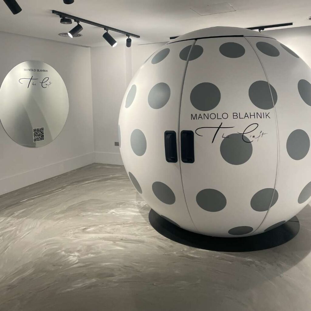 Interactive VR pod for experiential marketing at an international brand event.