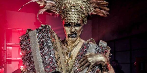 7-Deadly-Sins-Halloween-Event-Performers-Greed