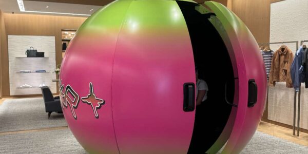Branded-VR-Pod-Experience
