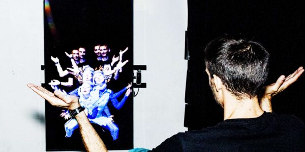 Interactive-Mirror-Experience