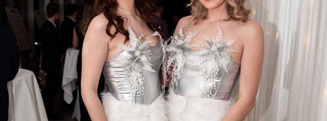 Hire-Christmas-Walkabout-Performers.jpg Hire-Christmas-Walkabout-Performers.jpg