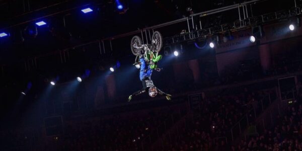 Motor-Bike-Stunt-Performer