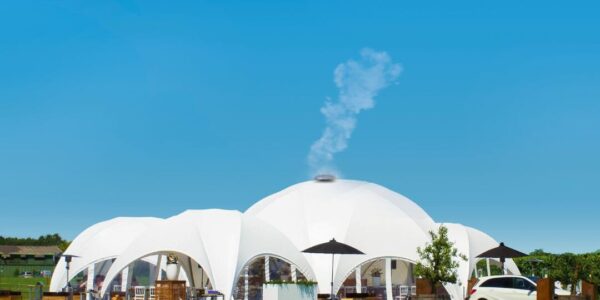 Outdoor-Immersive-Dining-Structure