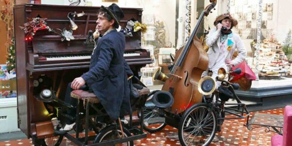 Victorian-Musical-Clown-Duo-Circus-Events