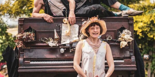 Victorian-Musical-Clown-Duo-For-Street-Fairs