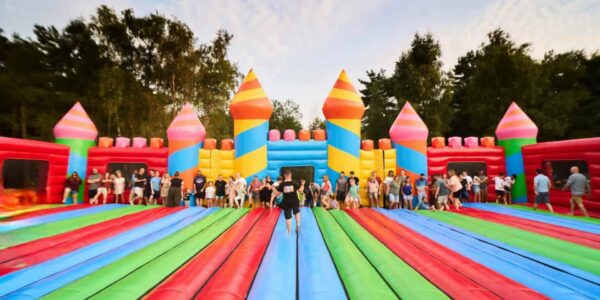 Inflatables-Hire-Company-Fun-Days