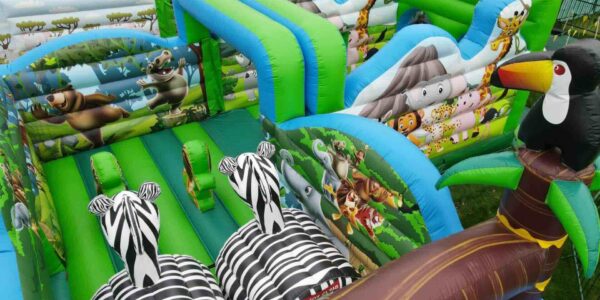 Jungle-Themed-Obstacle-Course-Festivals