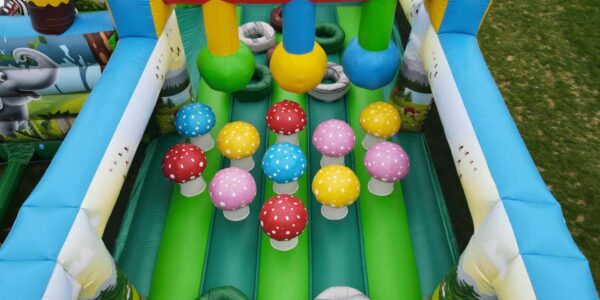 Jungle-Themed-Obstacle-Course-Summer-Events