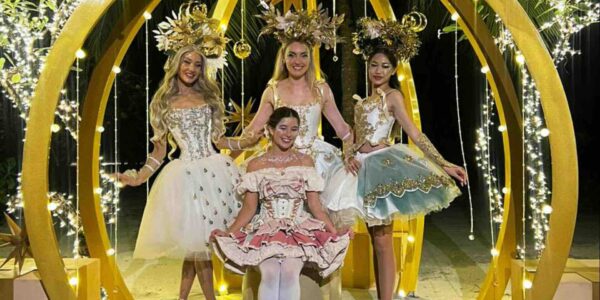 Luxury-Venetian-Walkabout-Act-Themed-Events