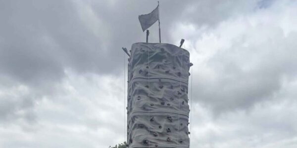 Mobile-Rock-Climbing-Public-Events