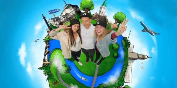 360-Planet-Photo-Booth-Family-Fun-Day