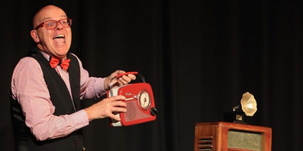 Branded-Mime-and-Magic-Show-Corporate-Events