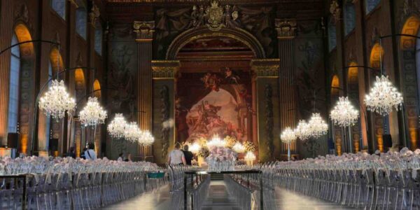 Chandeliers-For-Events-Gala-Dinners-and-Awards-Ceremonies