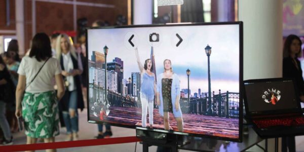 Location-AR-Photo-Booth-Product-Launch