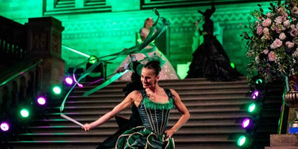 Oz-Themed-Performers-Stage-Shows