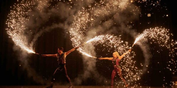 Fire-Show-Duo-Arena-Show