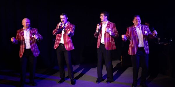 Live-Awards-Walk-On-Vocal-Act