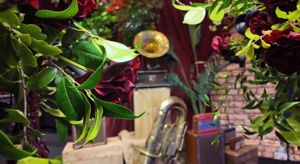 1920s themed scenic design and props.