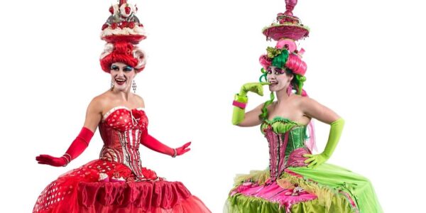 Cupcake-Stilt-Walkers-Public-Events