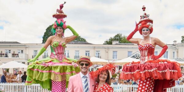 Cupcake-Stilt-Walkers-Themed-Events