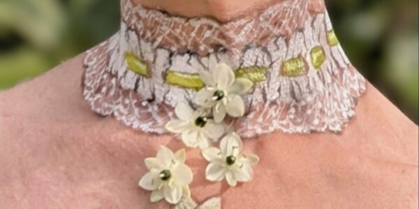 Floral-Theme-Workshop-Necklace