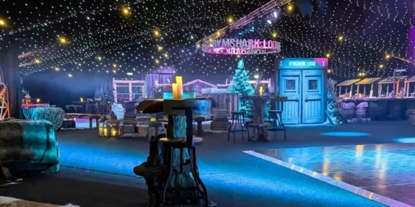 Ski-Lodge-Party