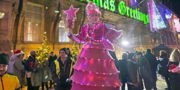 Flamboyant-LED-Stilt-Fairies-Christmas-Events