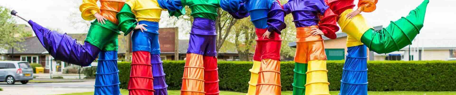 Rainbow-Stilt-Walkers Rainbow-Stilt-Walkers